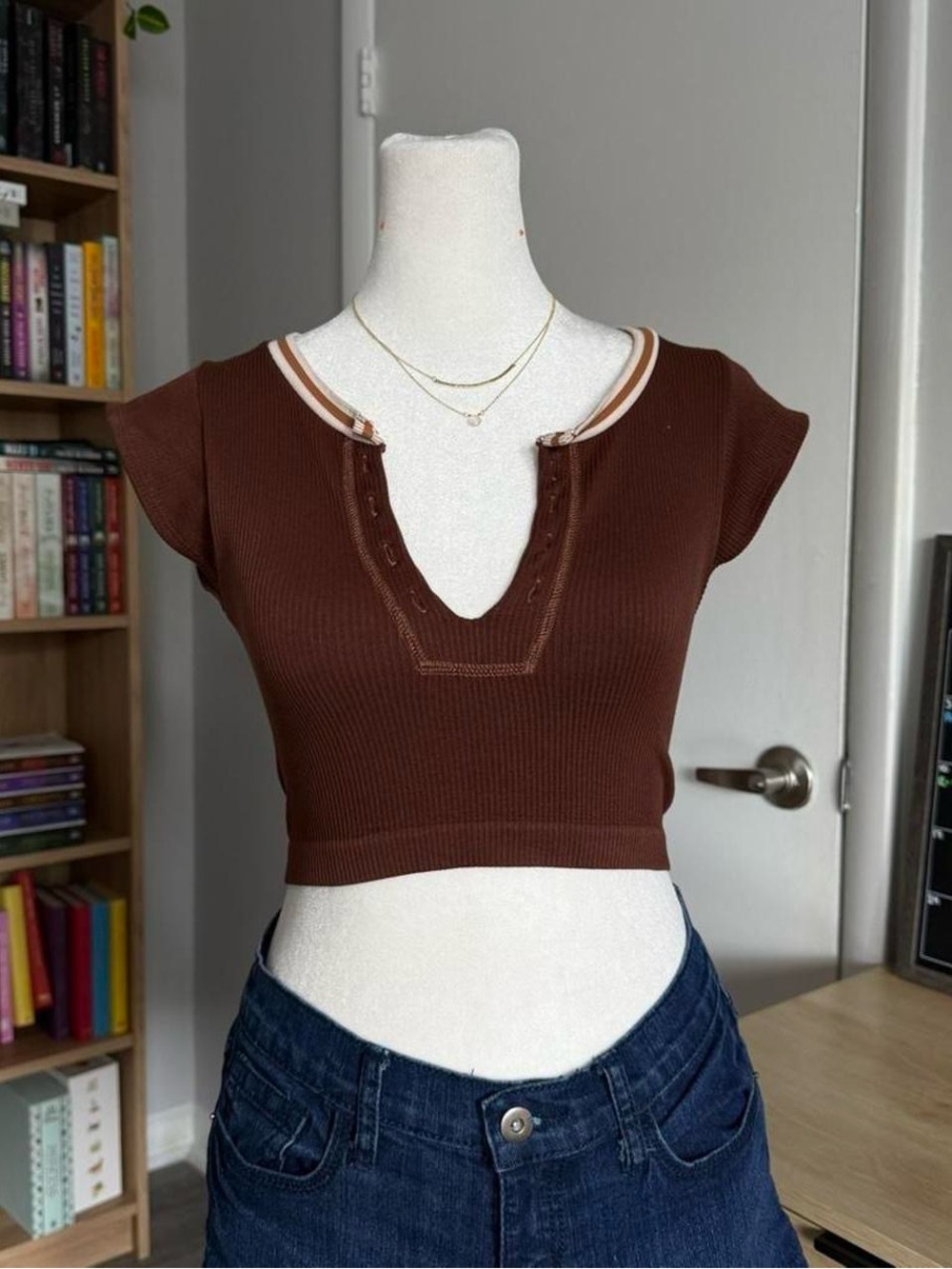 urban outfitters brown seamless top